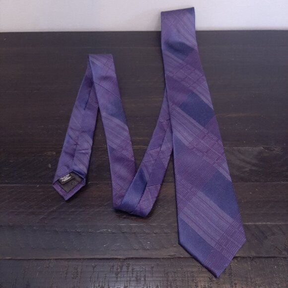 NEW Calvin Klein Mens Silk Neck Tie Purple Monochrome Plaid 3" Classic Wide - Picture 6 of 9